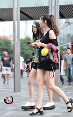 11-13 热裤美腿姐妹 [12P]