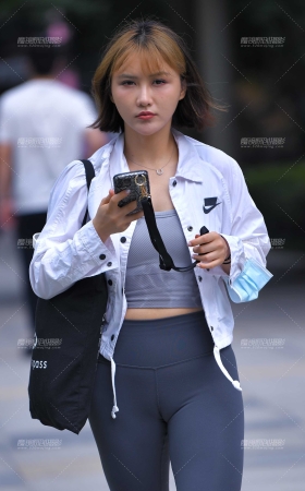 丰满 [23P]