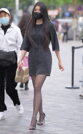 又遇黑丝美女