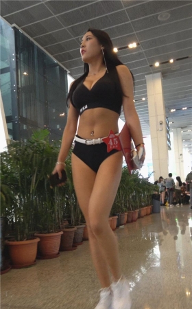 4K-极品大长腿月牙热裤女郎第二部MJ036[2.33G]