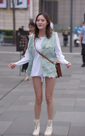 笑的真甜