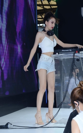 DJ美女