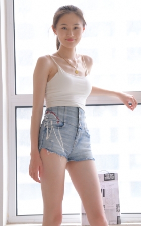 浅笑明眸
