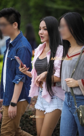 漂亮巨乳姐姐 [19P]
