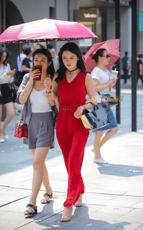 甜美女孩 像水果糖一样惹人喜爱！ [17P]