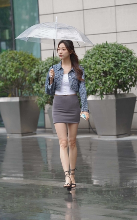 [kaine专区] 长腿美女 【图片➕视频】<font color=red> [12P]</font>