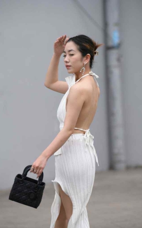 设计感白裙 [123P-2.52GB]
