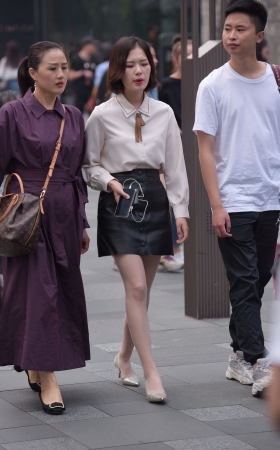 肉丝美女