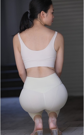 （套图二）浅黄瑜伽裤美女(414P)