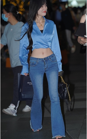 蓝牛小姐姐(130P)