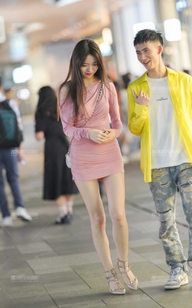 短裙靓丽女孩 [24P]