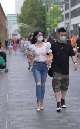 飒爽牛仔裤