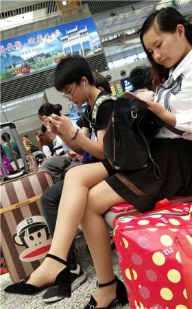4k超清，长腿小清新美眉