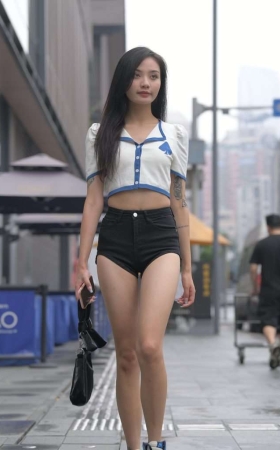 一始街拍作品  黑色热裤美女 [799P1V-27.9GB] 