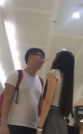 完美身材短裙白腿气质御姐美女